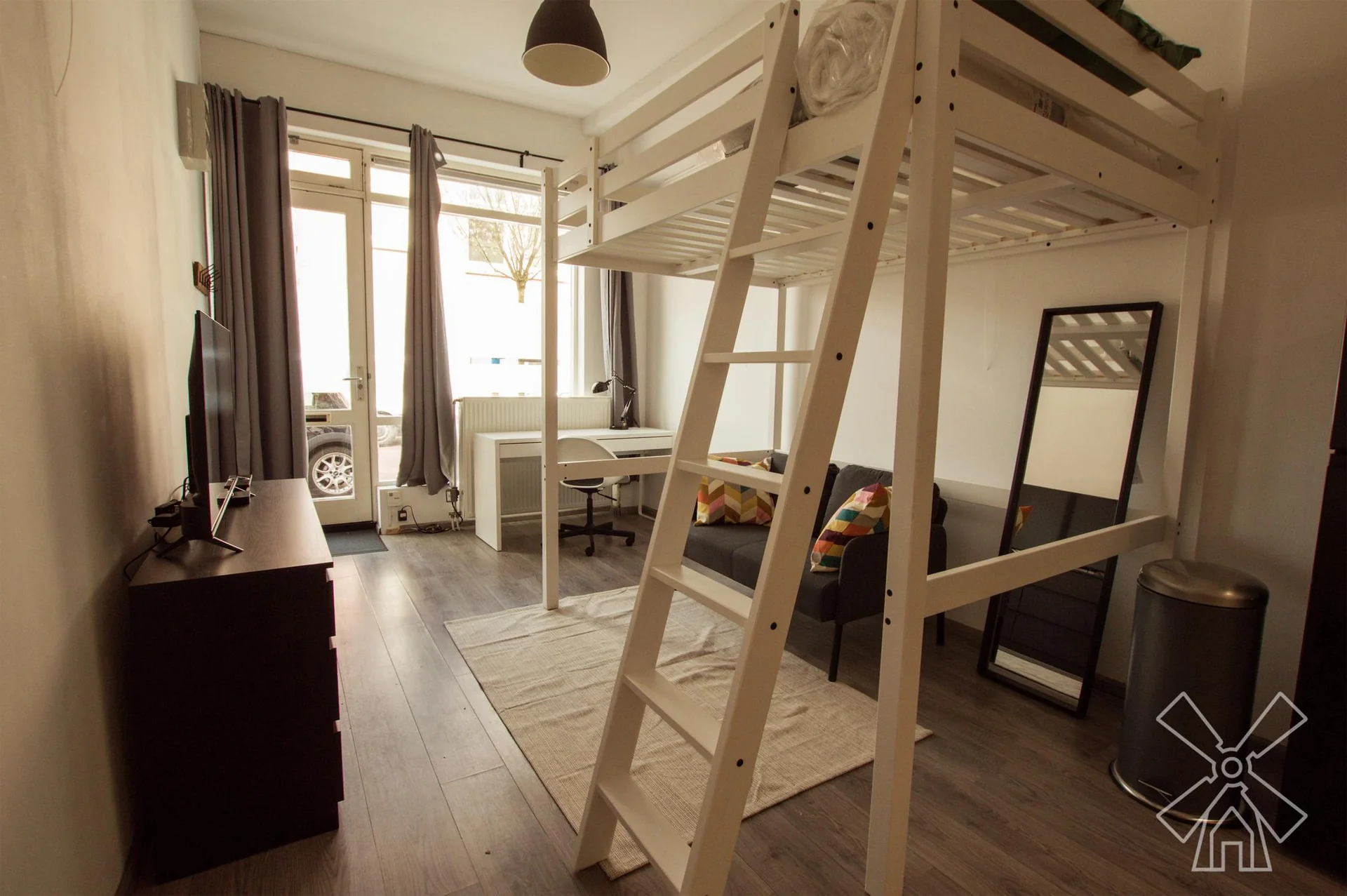 Foto van de Studio gelegen aan de Gouwestraat in Den Haag