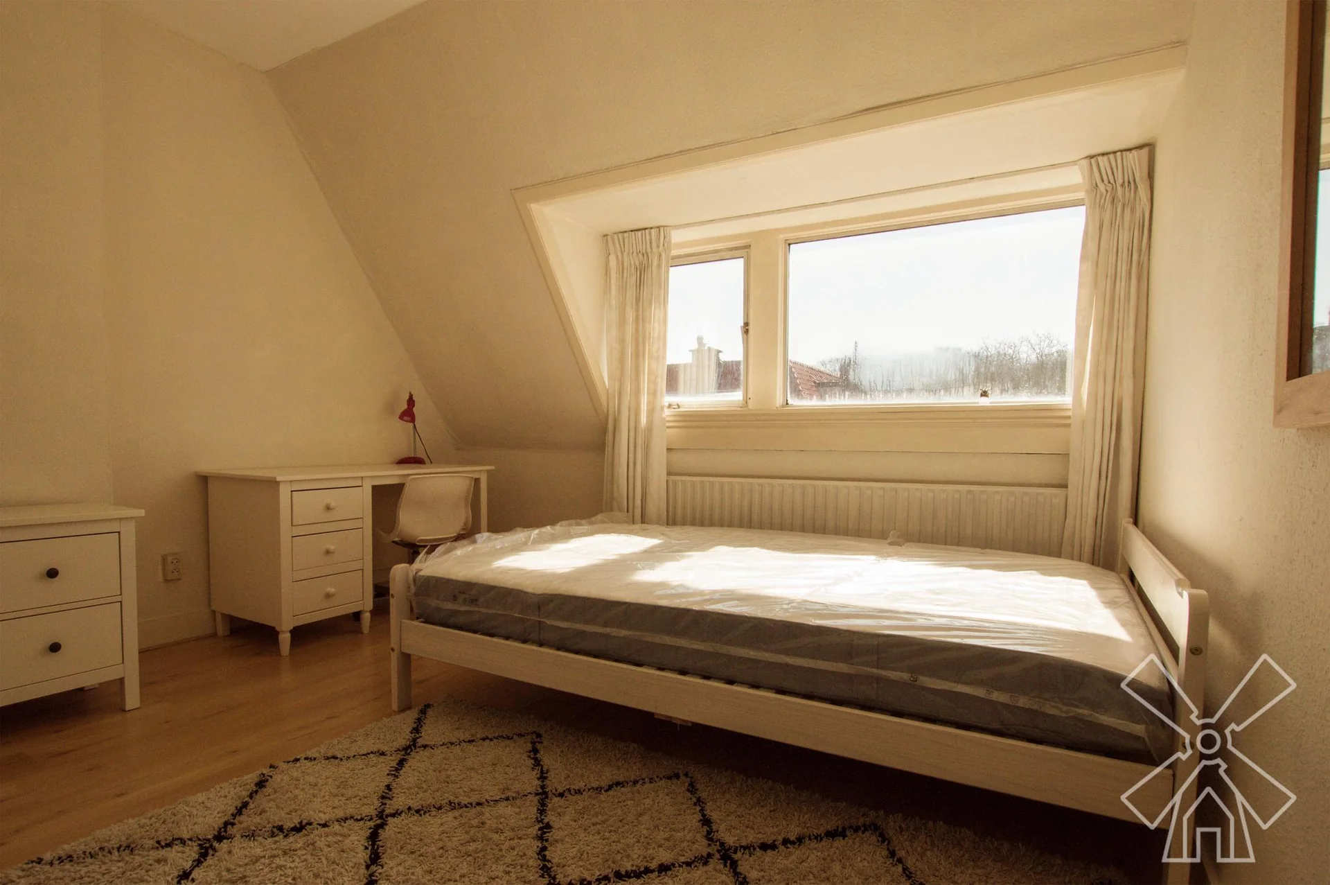 Foto van de Kamer gelegen aan de Roelofsstraat in Den Haag