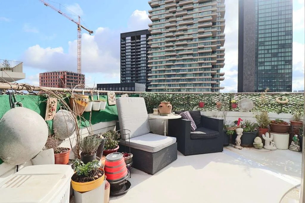 Foto van de Appartement gelegen aan de Céramiquelaan in Amsterdam