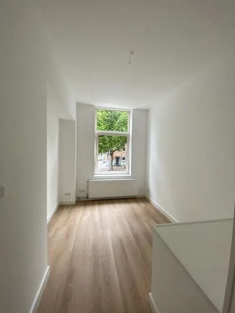 Foto van de Appartement gelegen aan de Mathenesserlaan in Rotterdam