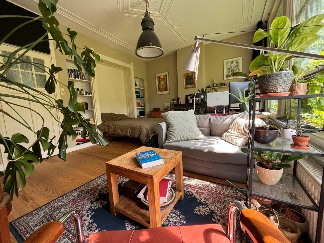 Foto van de Kamer gelegen aan de Van Weelstraat in Rotterdam
