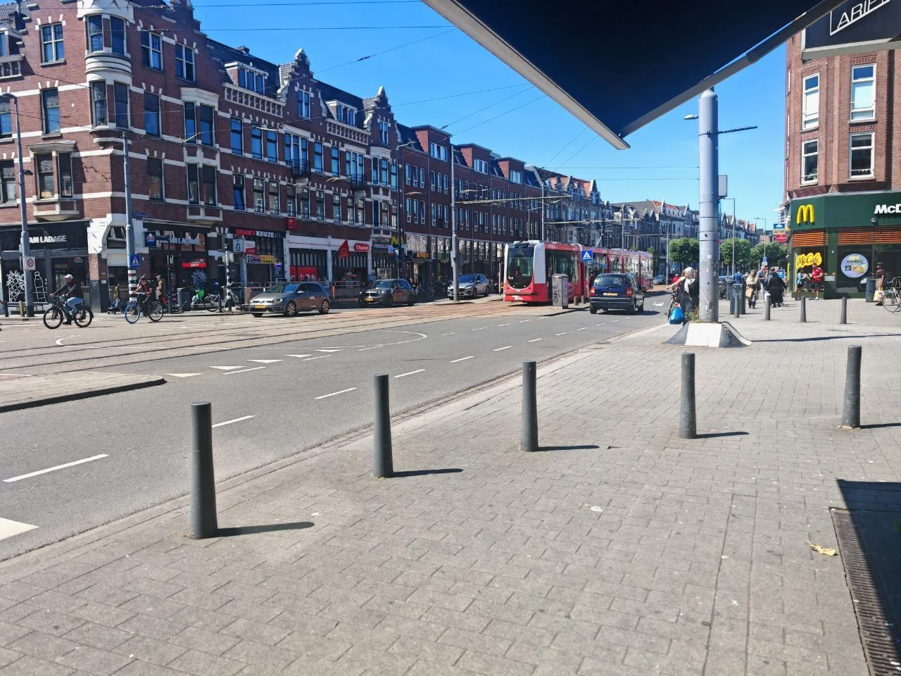 Foto van de Kamer gelegen aan de Schiedamseweg in Rotterdam