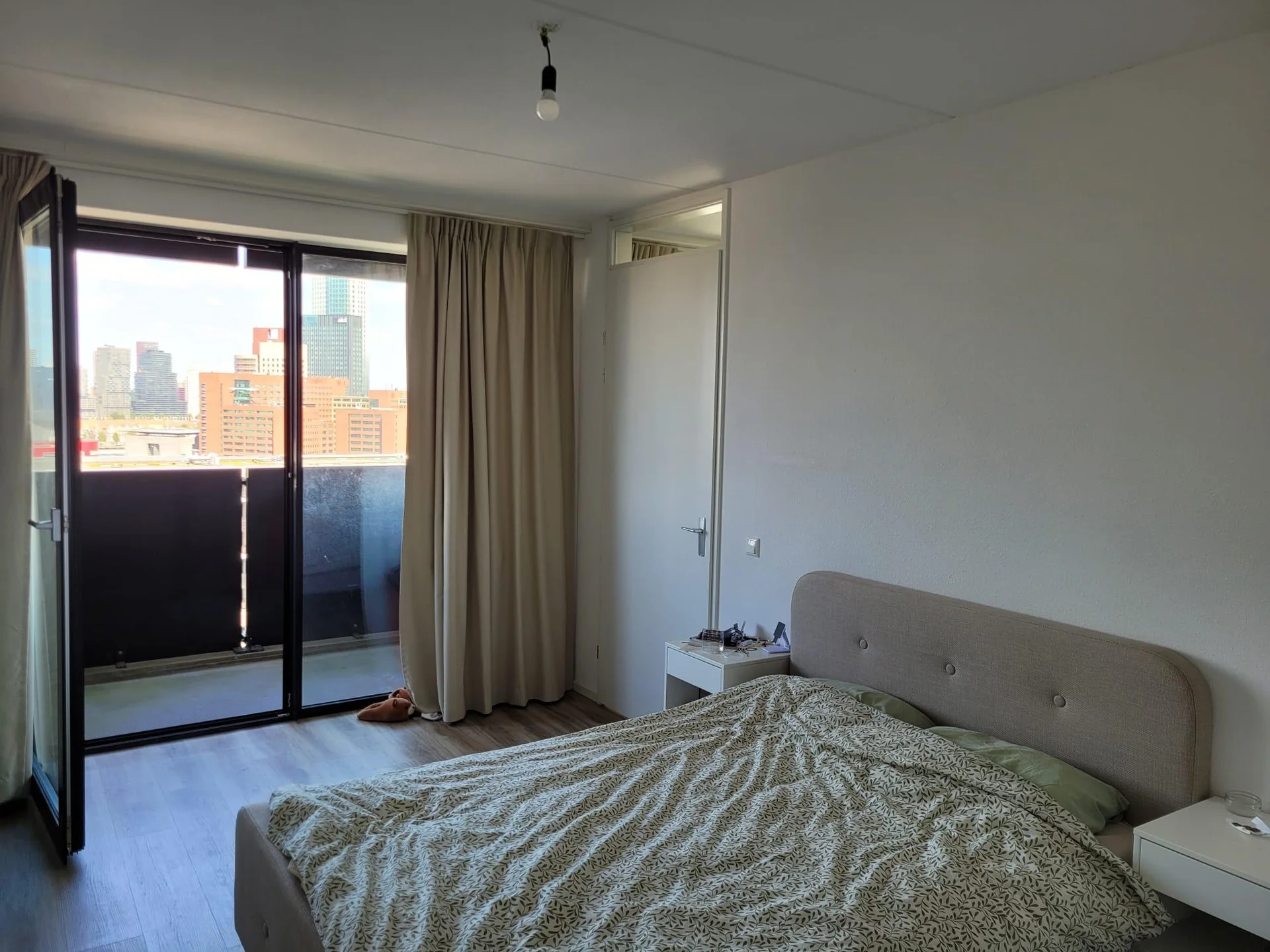 Foto van de Appartement gelegen aan de Brede Hilledijk in Rotterdam