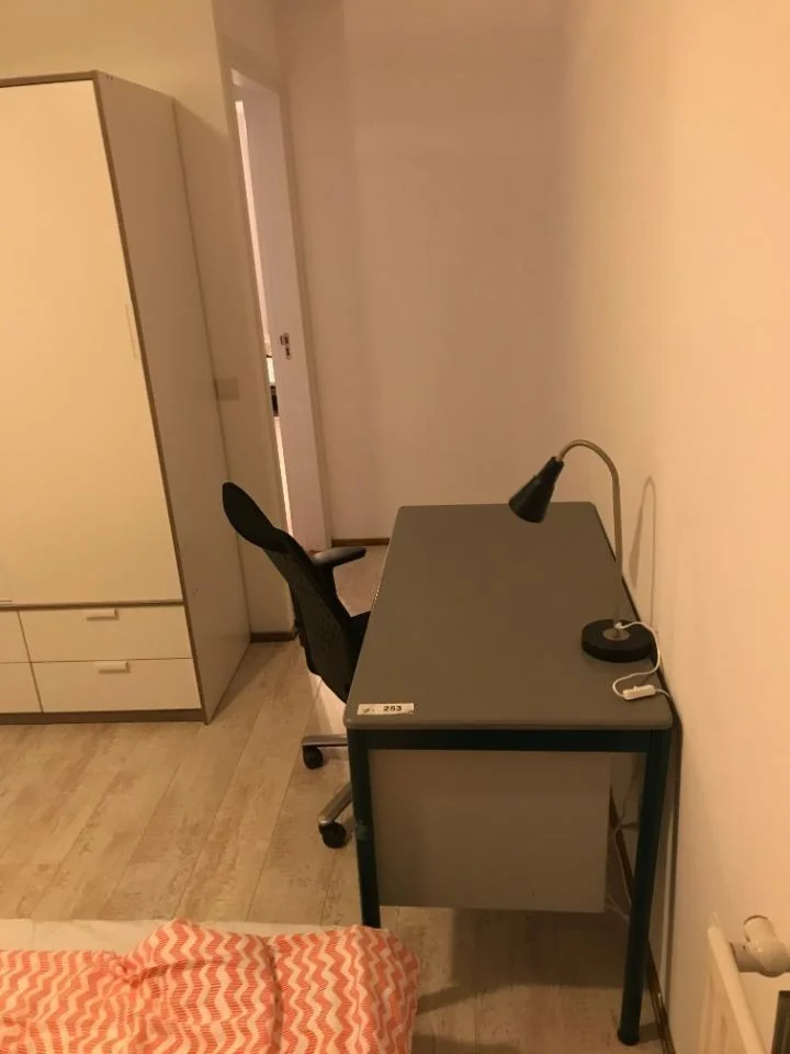Foto van de Kamer gelegen aan de Clara Zetkinstraat in Amsterdam