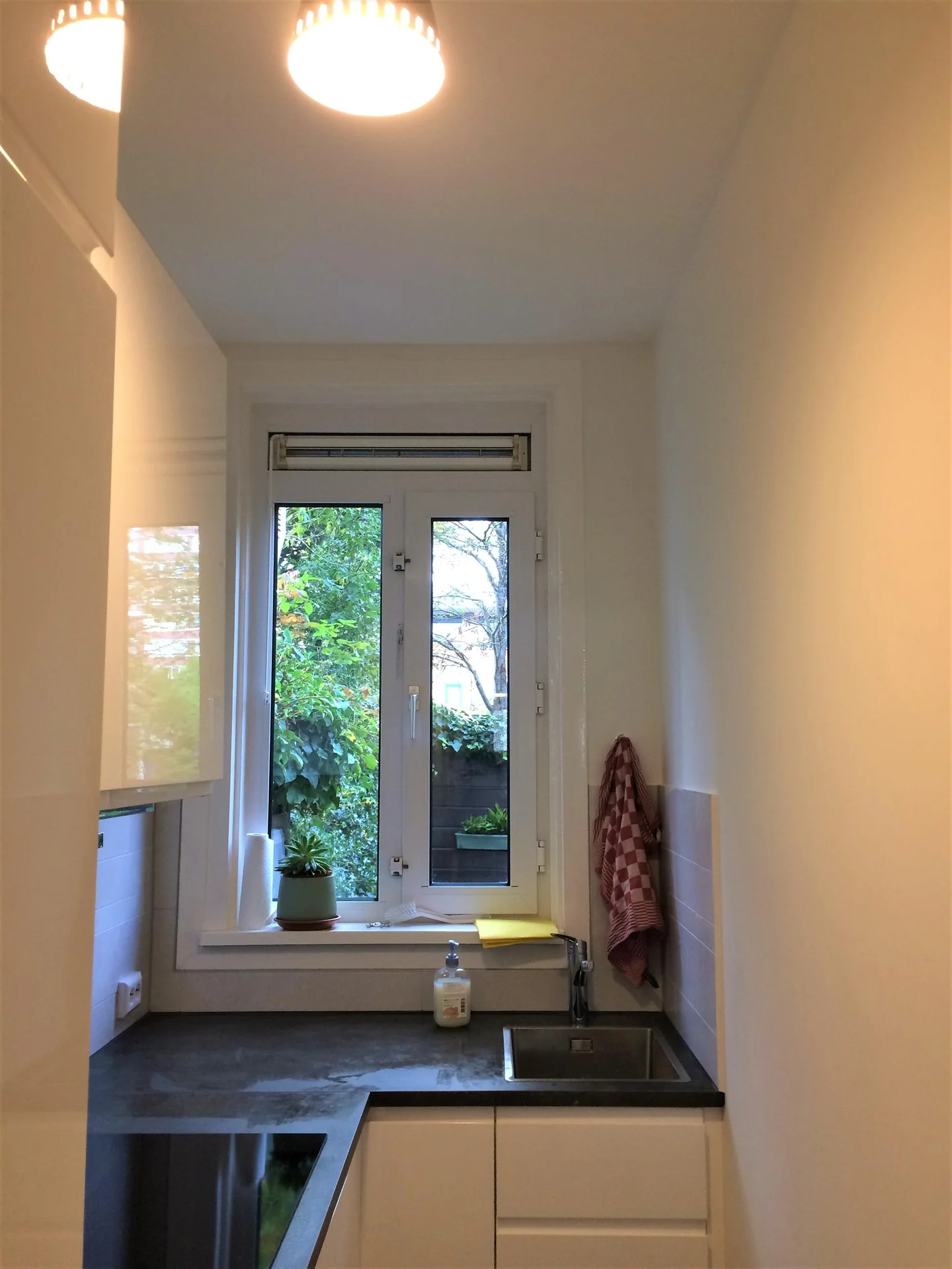Foto van de Kamer gelegen aan de Oostmaaslaan in Rotterdam