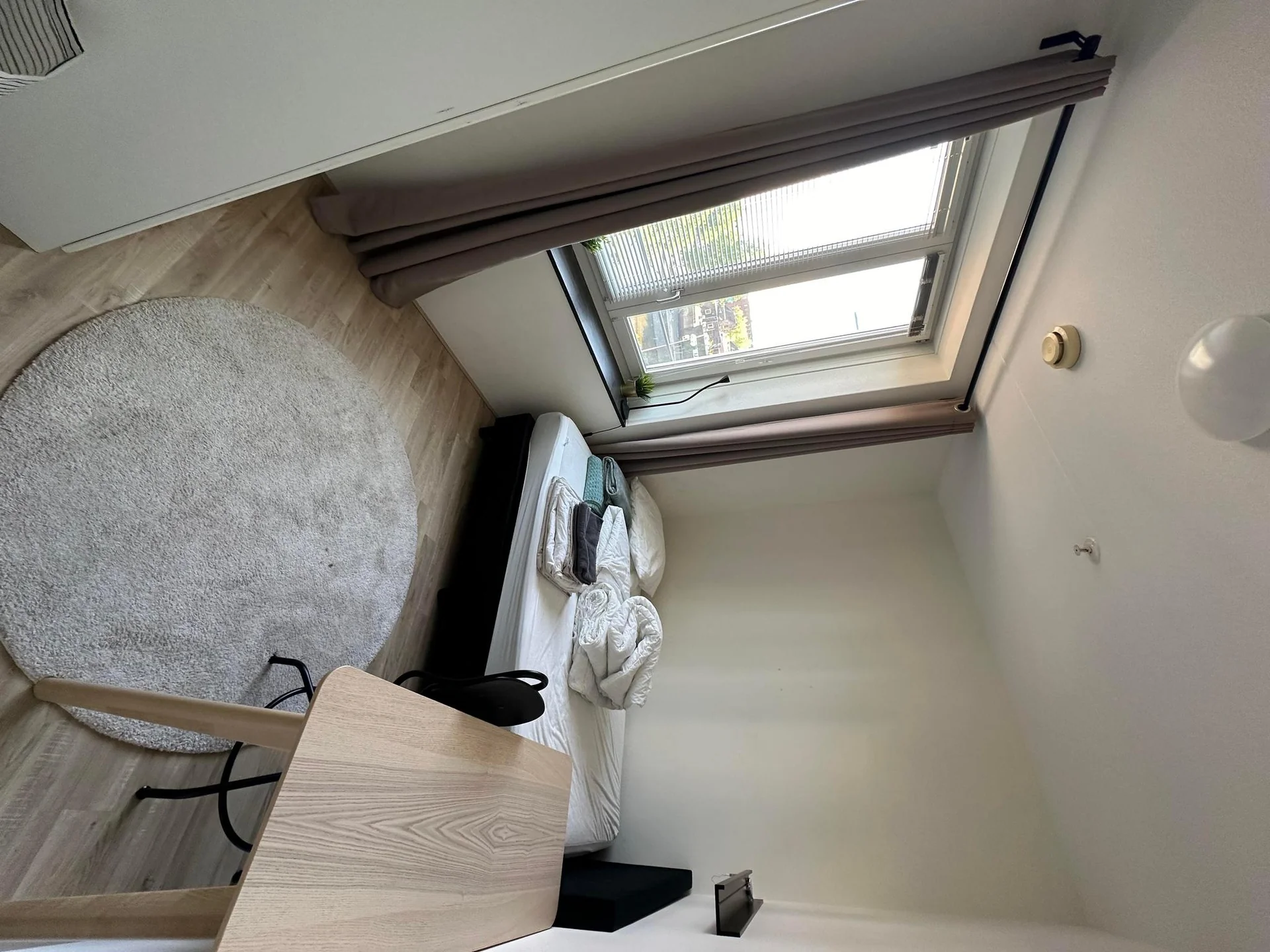 Foto van de Kamer gelegen aan de Cornelis Vermuydenstraat in Amsterdam