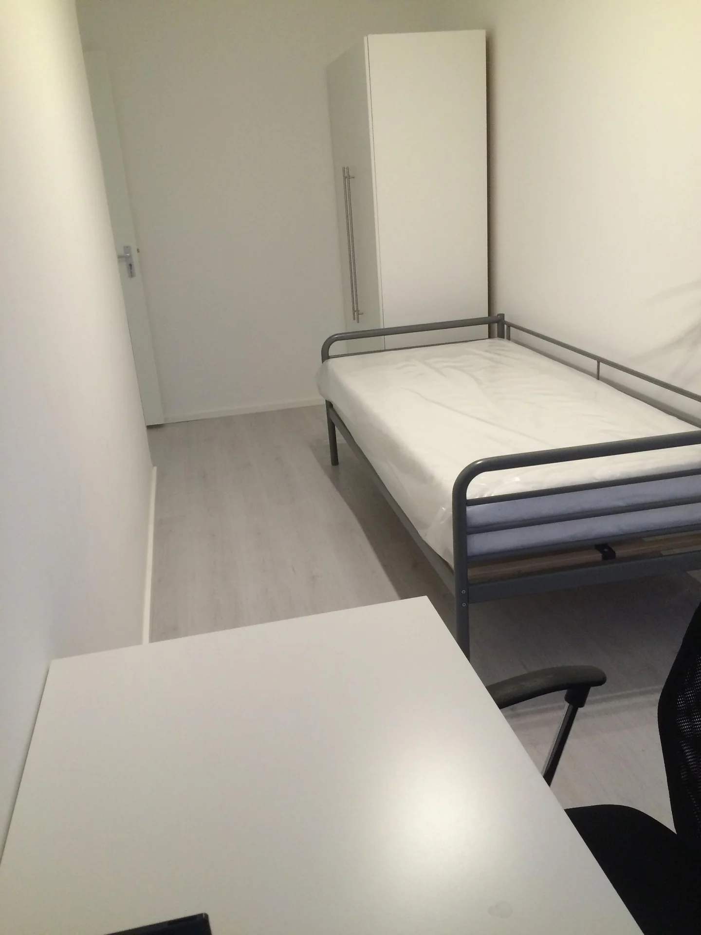 Foto van de Kamer gelegen aan de Heymansstraat in Rotterdam