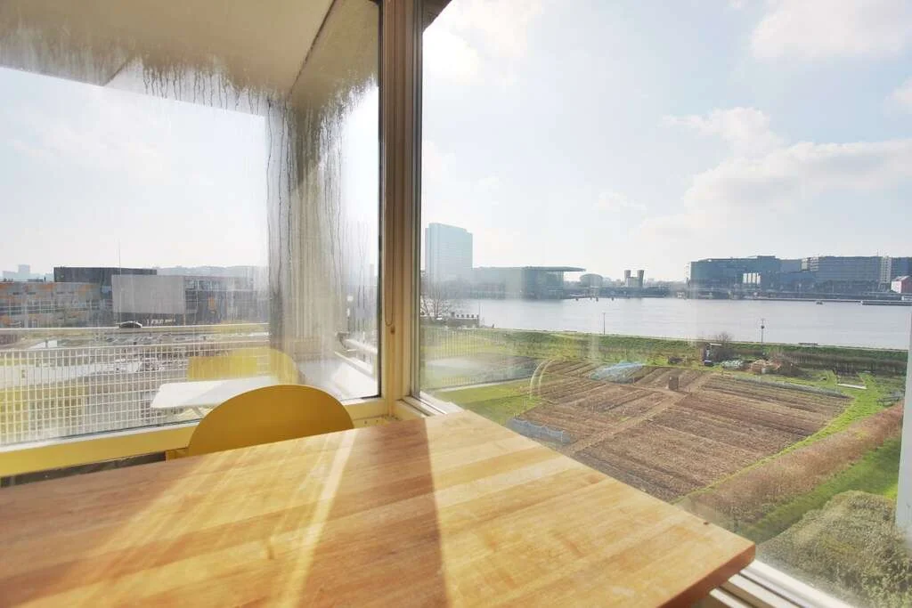 Foto van de Appartement gelegen aan de IJplein in Amsterdam