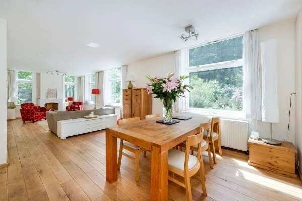 Foto van de Appartement gelegen aan de Rhijngeesterstraatweg in Oegstgeest