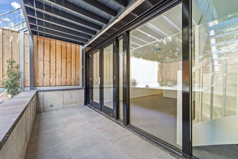 Foto van de Appartement gelegen aan de Rodenrijsestraat in Rotterdam