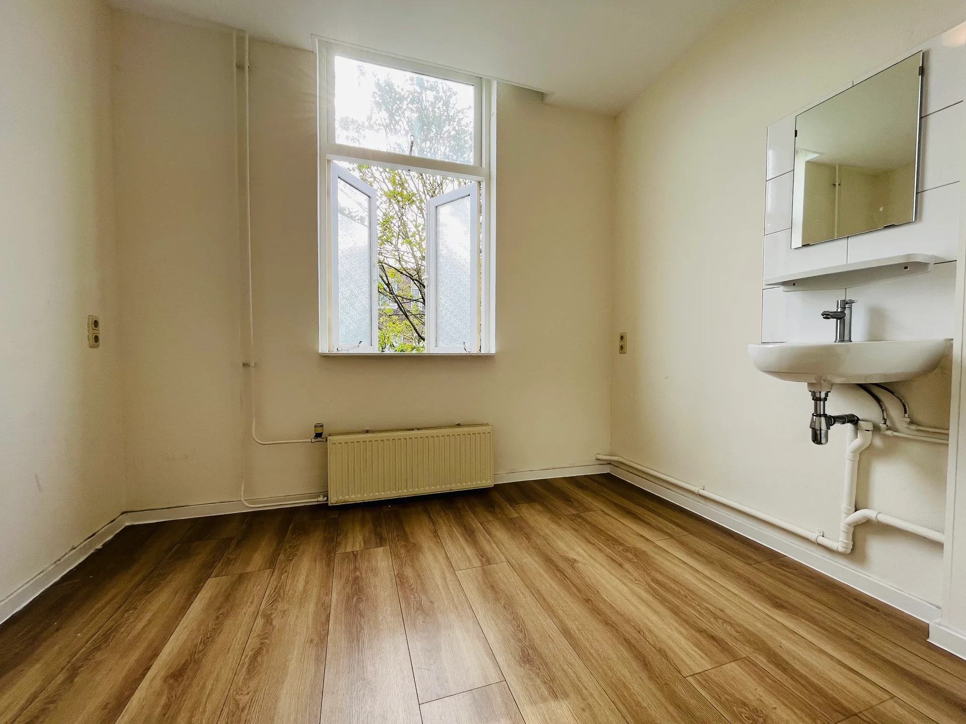 Foto van de Appartement gelegen aan de Harstenhoekweg in Den Haag