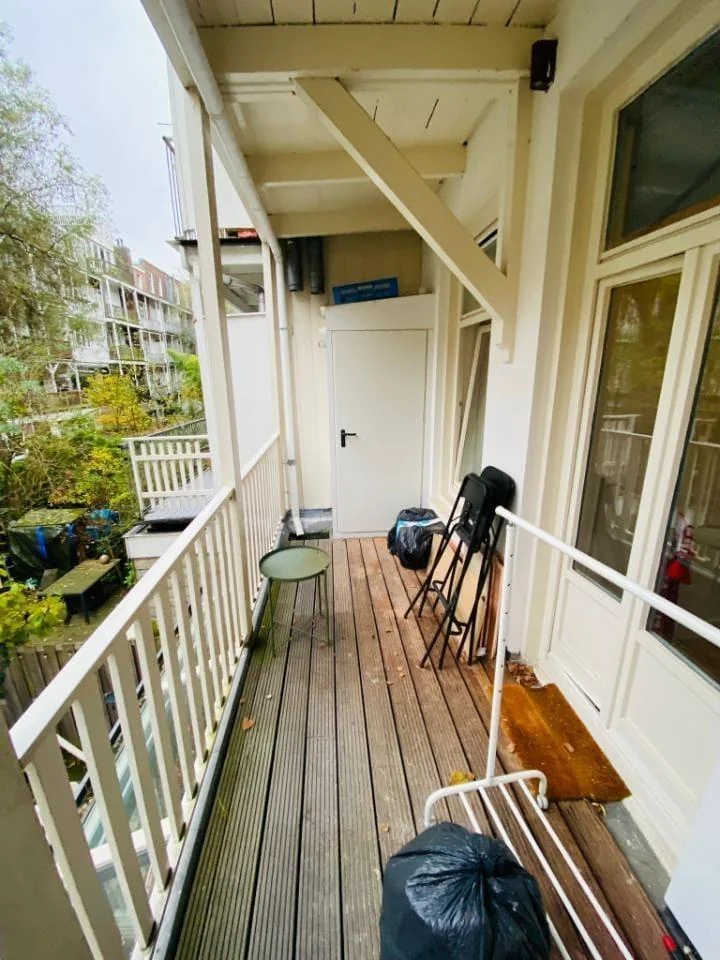 Foto van de Appartement gelegen aan de Kanaalstraat in Amsterdam
