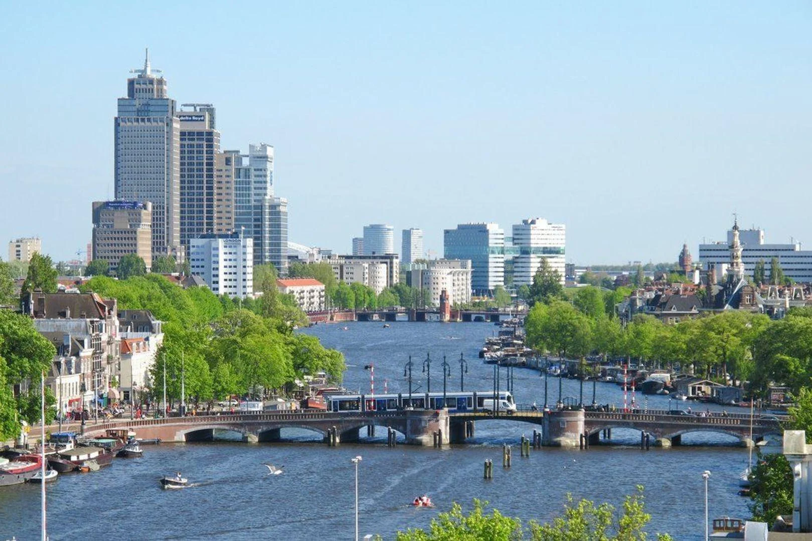 Foto van de Kamer gelegen aan de Bijdorpplantsoen in Amsterdam