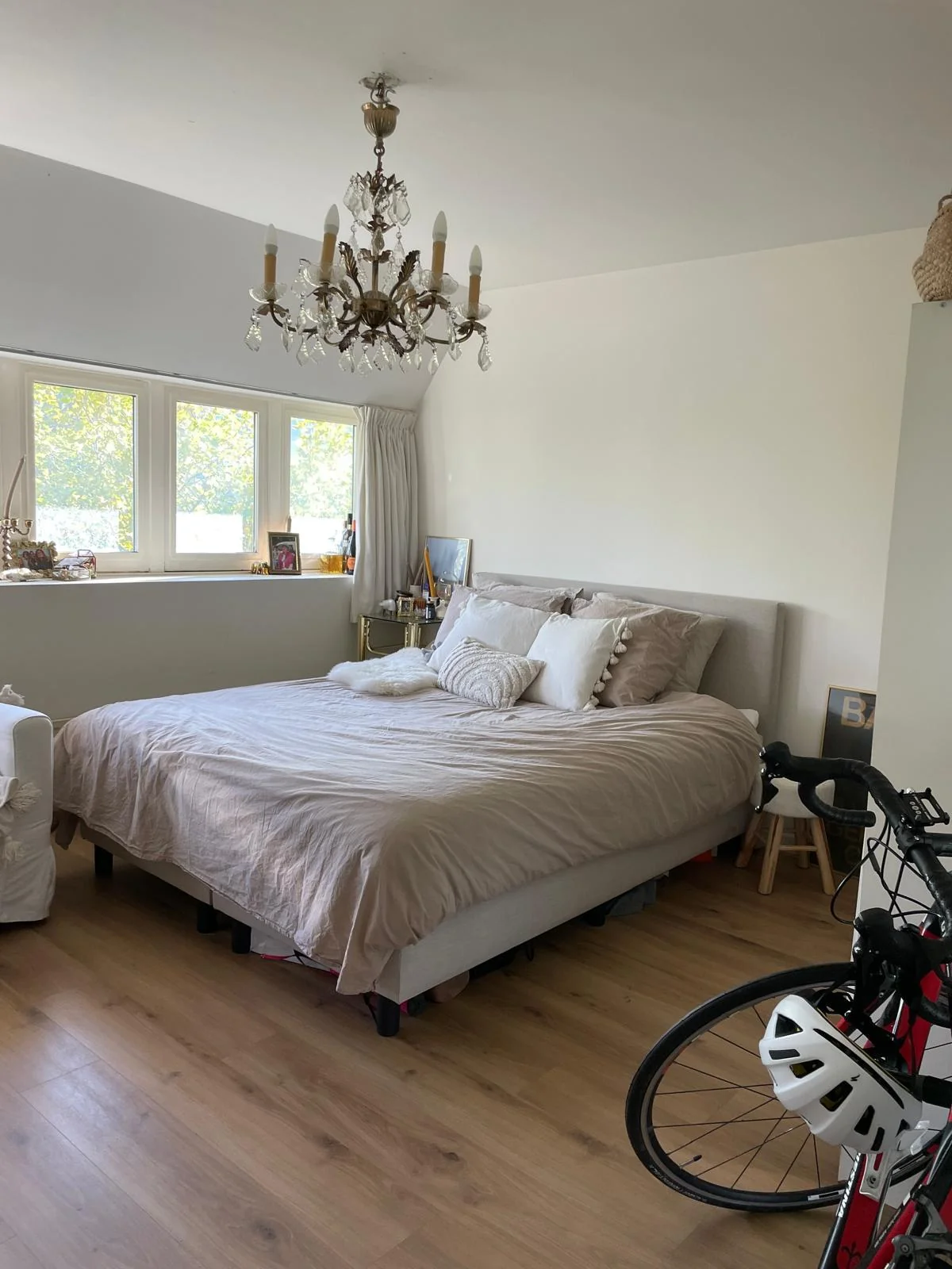 Foto van de Kamer gelegen aan de President Kennedylaan in Amsterdam