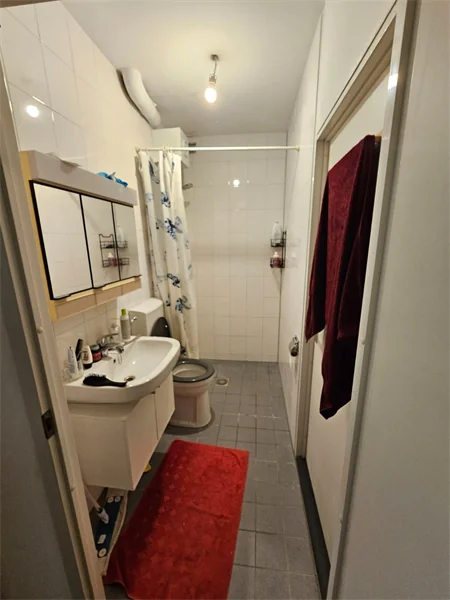 Foto van de Kamer gelegen aan de V. Nijenrodeweg in Amsterdam