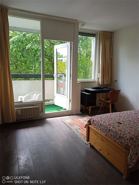 Foto van de Kamer gelegen aan de V. Nijenrodeweg in Amsterdam