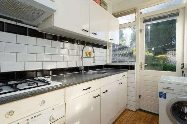 Foto van de Appartement gelegen aan de C.D.Tuinenburgstraat in Rotterdam