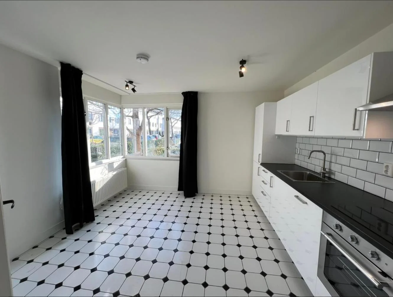 Foto van de Kamer gelegen aan de Jan Olphert Vaillantlaan in Amsterdam