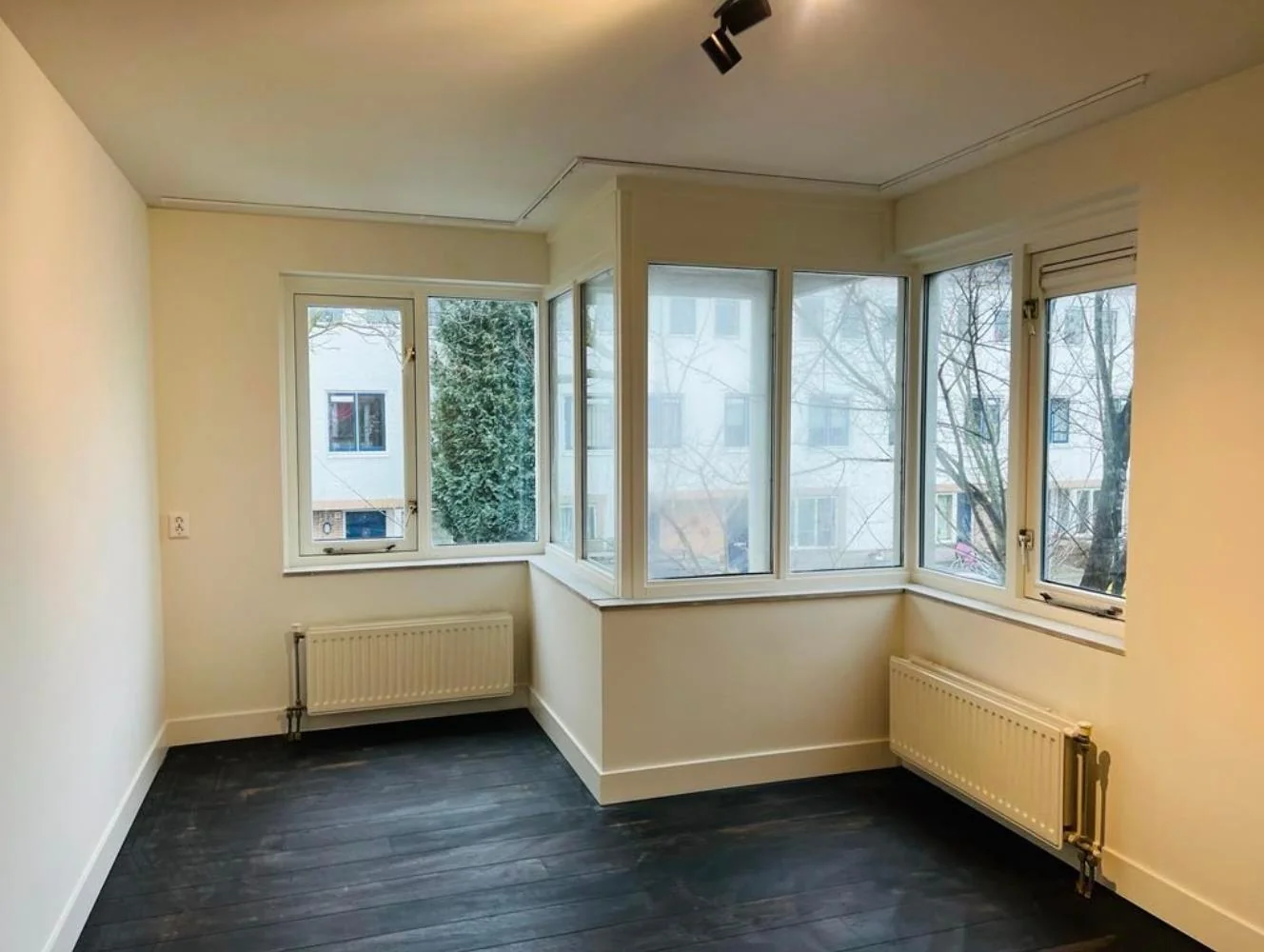 Foto van de Kamer gelegen aan de Jan Olphert Vaillantlaan in Amsterdam