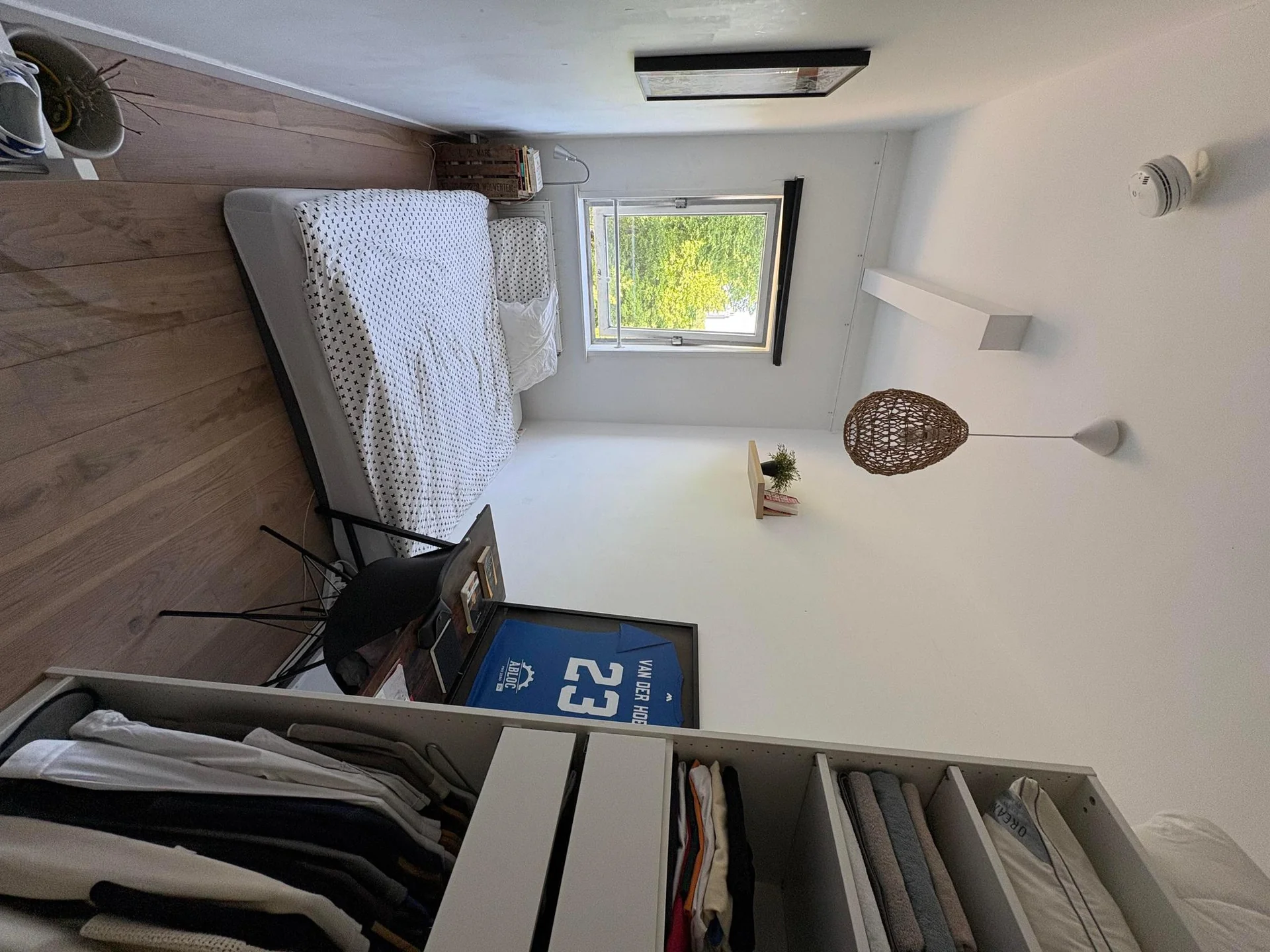 Foto van de Kamer gelegen aan de Middenweg in Amsterdam