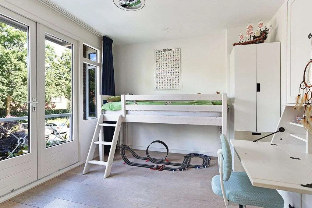 Foto van de Appartement gelegen aan de Jhr.Mr.Dr. H.A. van Karnebeeklaan in Amstelveen
