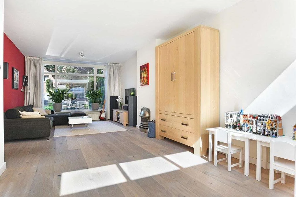 Foto van de Appartement gelegen aan de Jhr.Mr.Dr. H.A. van Karnebeeklaan in Amstelveen