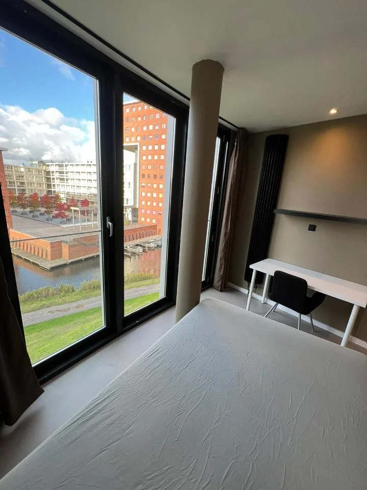 Foto van de Kamer gelegen aan de Oeverpad in Amsterdam