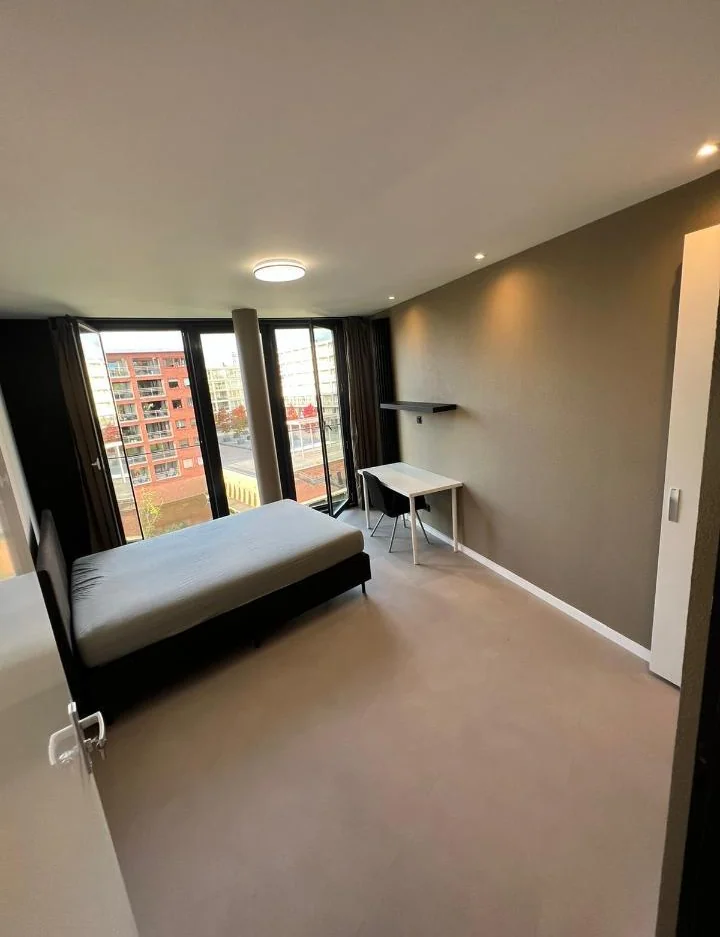 Foto van de Kamer gelegen aan de Oeverpad in Amsterdam