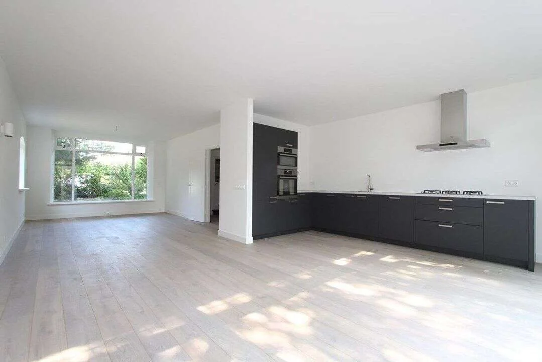 Foto van de Appartement gelegen aan de Jhr.Mr.Dr. H.A. van Karnebeeklaan in Amstelveen