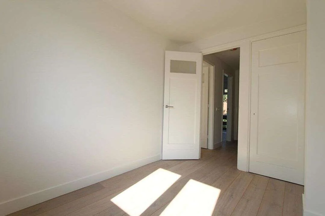 Foto van de Appartement gelegen aan de Jhr.Mr.Dr. H.A. van Karnebeeklaan in Amstelveen