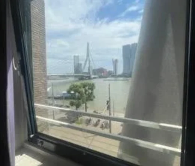 Foto van de Kamer gelegen aan de Willemskade in Rotterdam