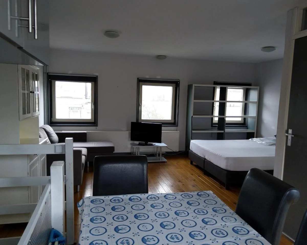 Foto van de Studio gelegen aan de Geerdinkhof in Amsterdam