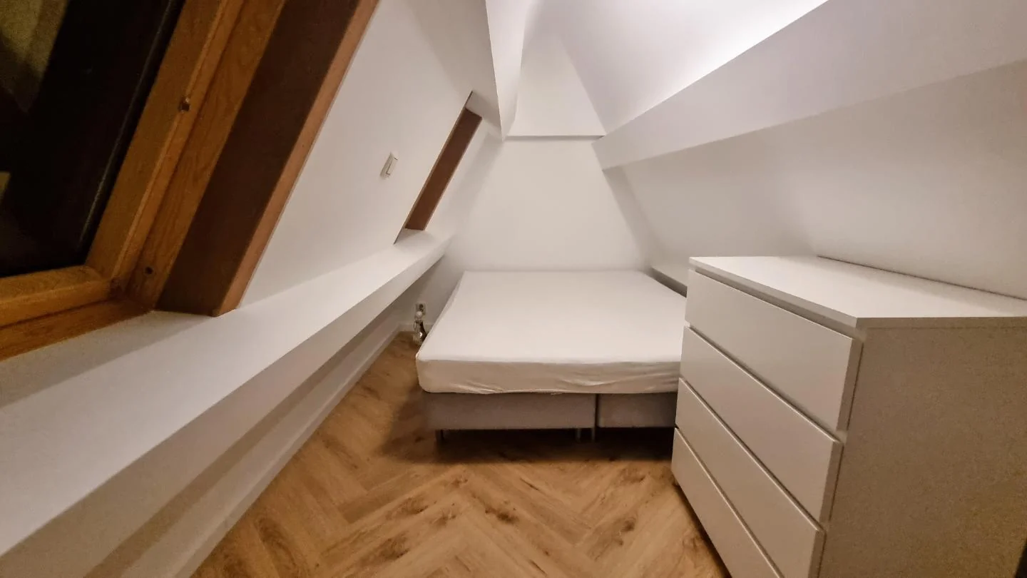 Foto van de Studio gelegen aan de Paramaribostraat in Amsterdam