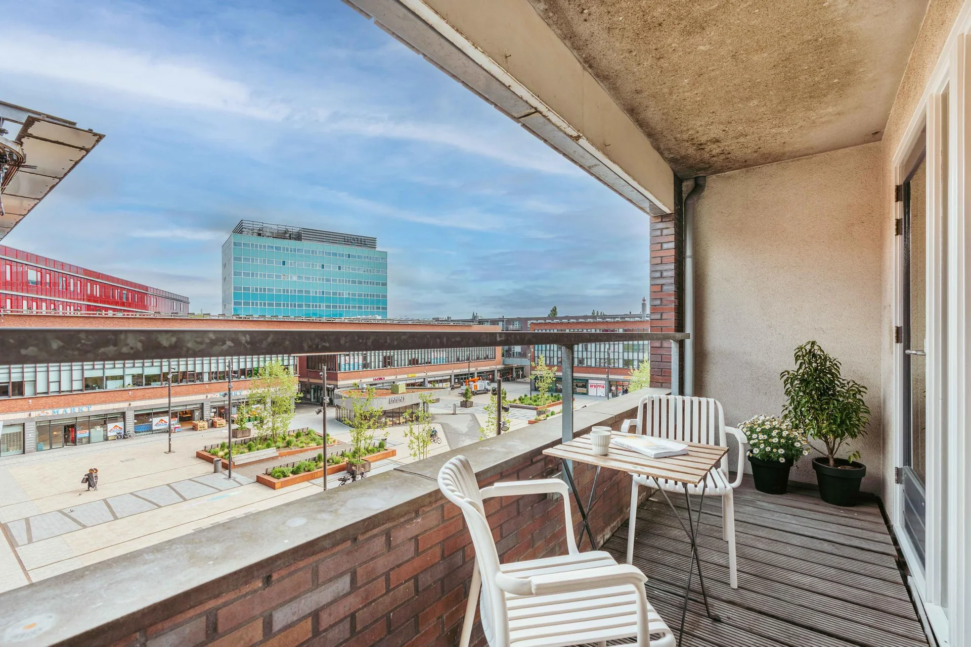 Foto van de Appartement gelegen aan de Bos en Lommerplein in Amsterdam