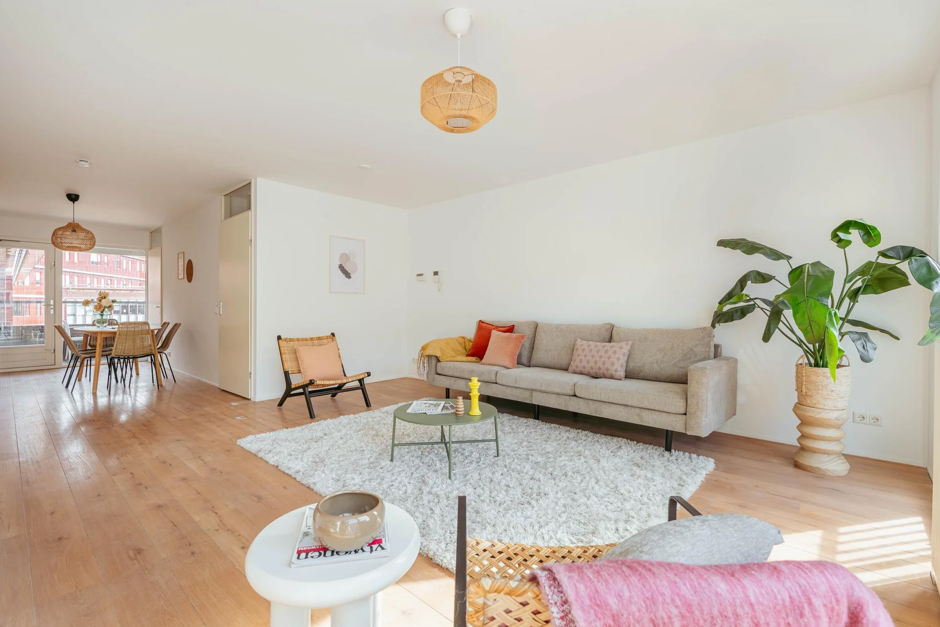 Foto van de Appartement gelegen aan de Bos en Lommerplein in Amsterdam