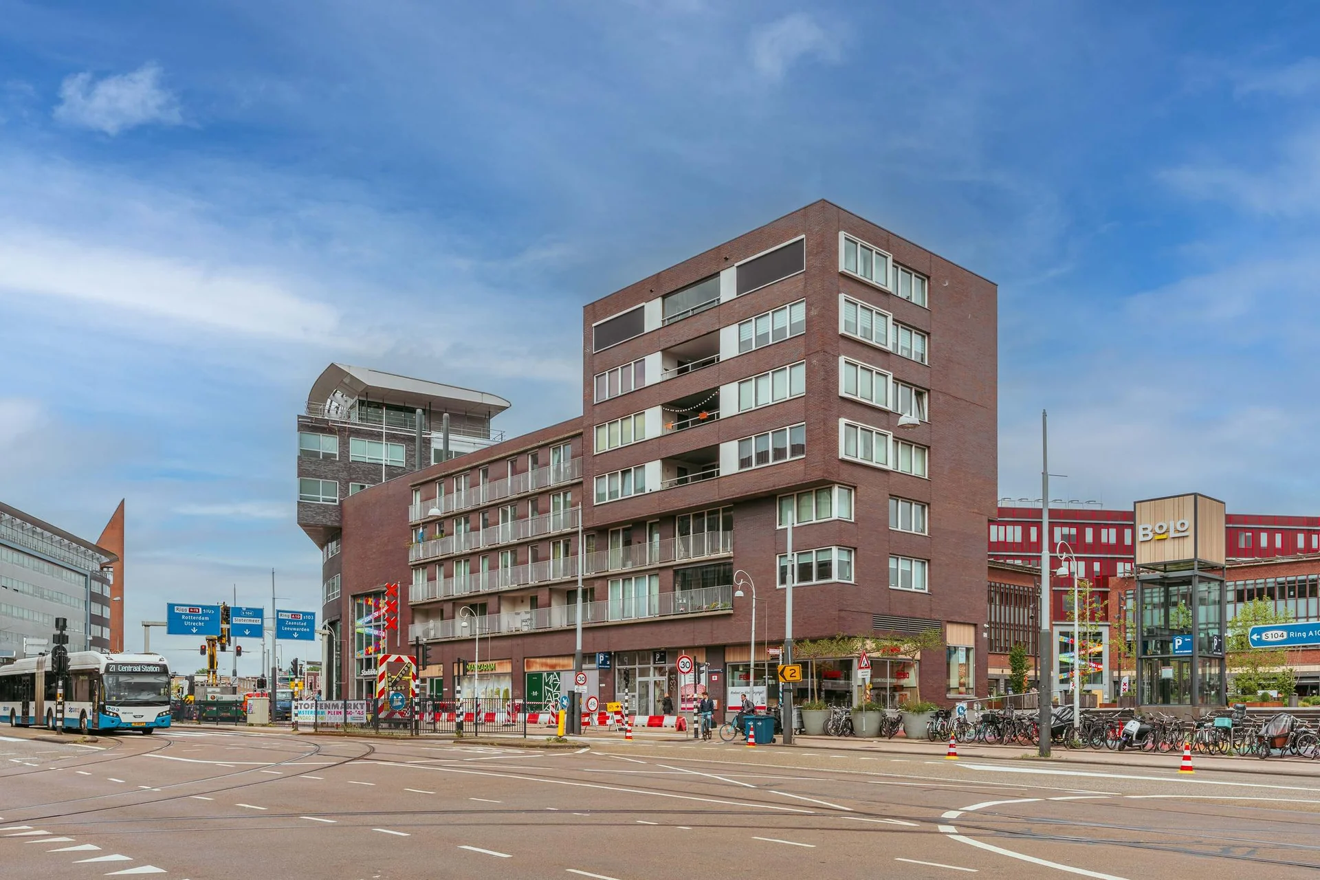 Foto van de Appartement gelegen aan de Bos en Lommerplein in Amsterdam