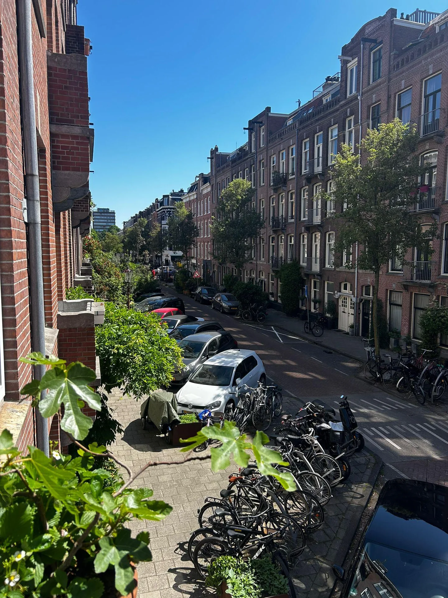 Foto van de Kamer gelegen aan de Brederodestraat in Amsterdam