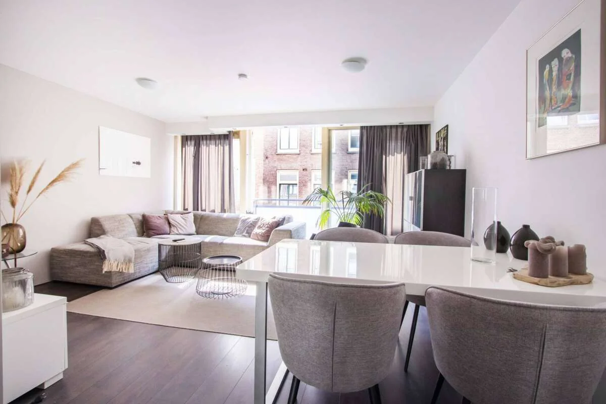 Foto van de Appartement gelegen aan de Lange Leidsedwarsstraat in Amsterdam