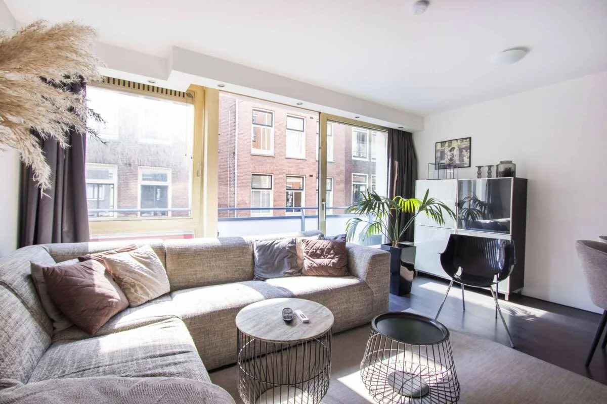 Foto van de Appartement gelegen aan de Lange Leidsedwarsstraat in Amsterdam