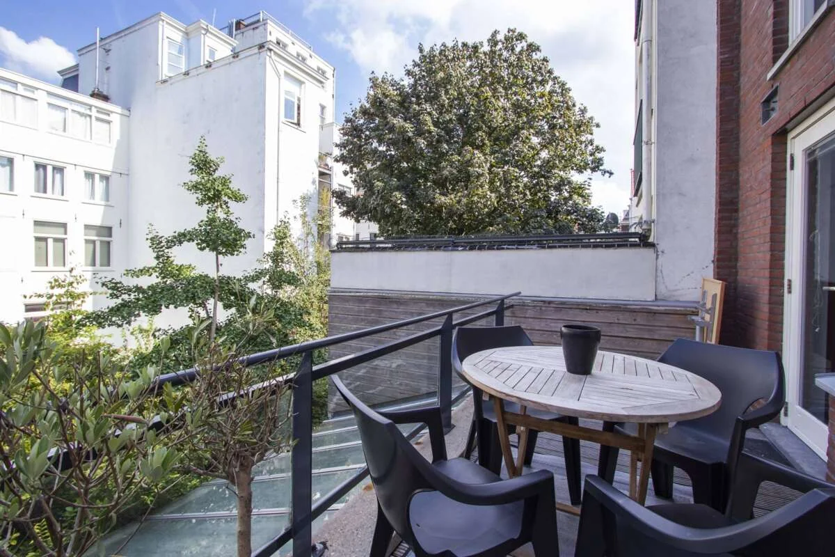 Foto van de Appartement gelegen aan de Lange Leidsedwarsstraat in Amsterdam