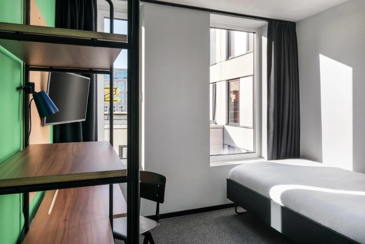 Foto van de Kamer gelegen aan de Van Leeuwenhoekpark in Delft