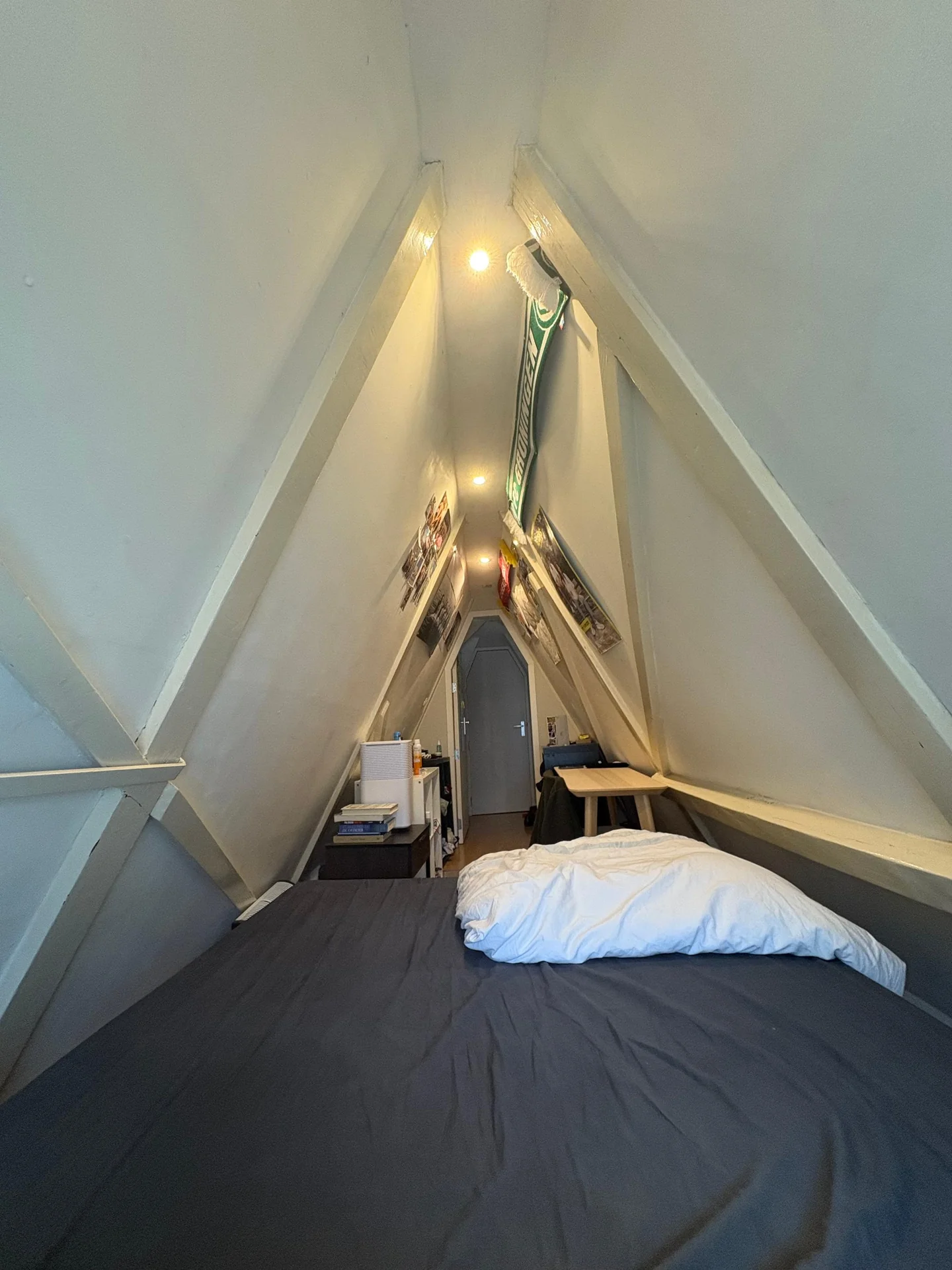 Foto van de Kamer gelegen aan de Utrechtsestraat in Amsterdam