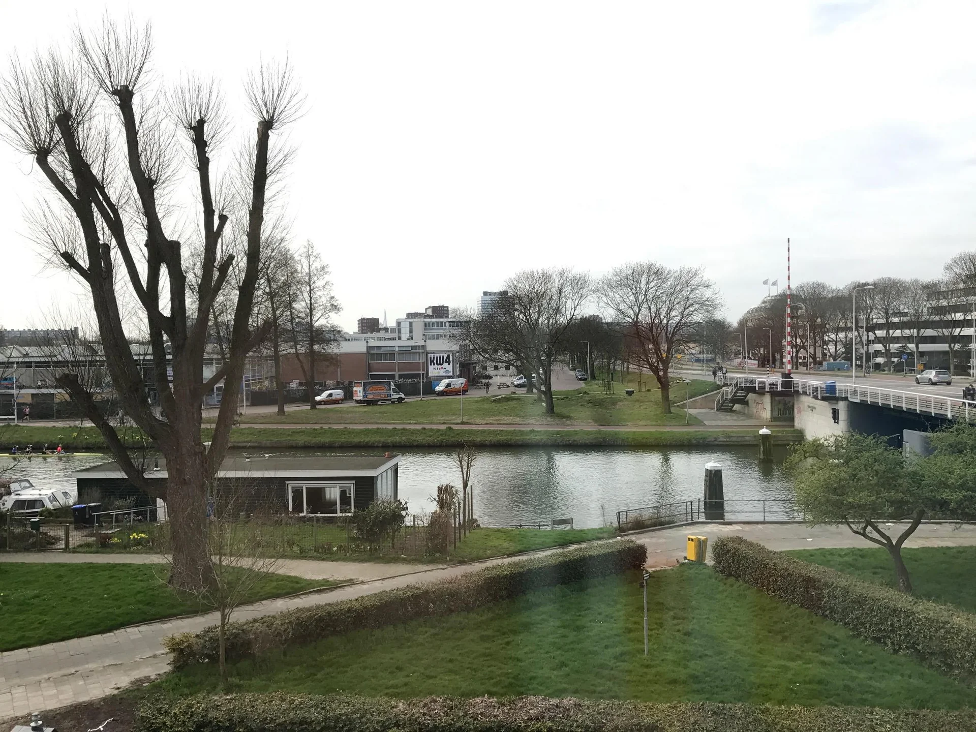 Foto van de Appartement gelegen aan de Merwedekade in Utrecht