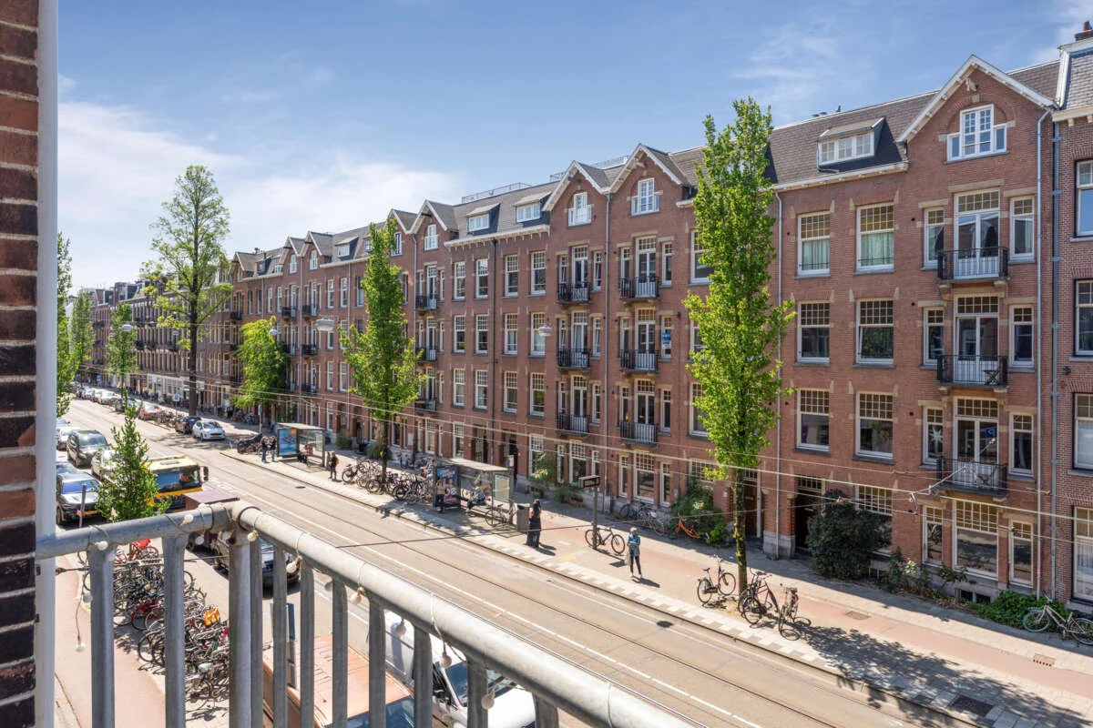 Foto van de Appartement gelegen aan de Admiraal De Ruijterweg in Amsterdam