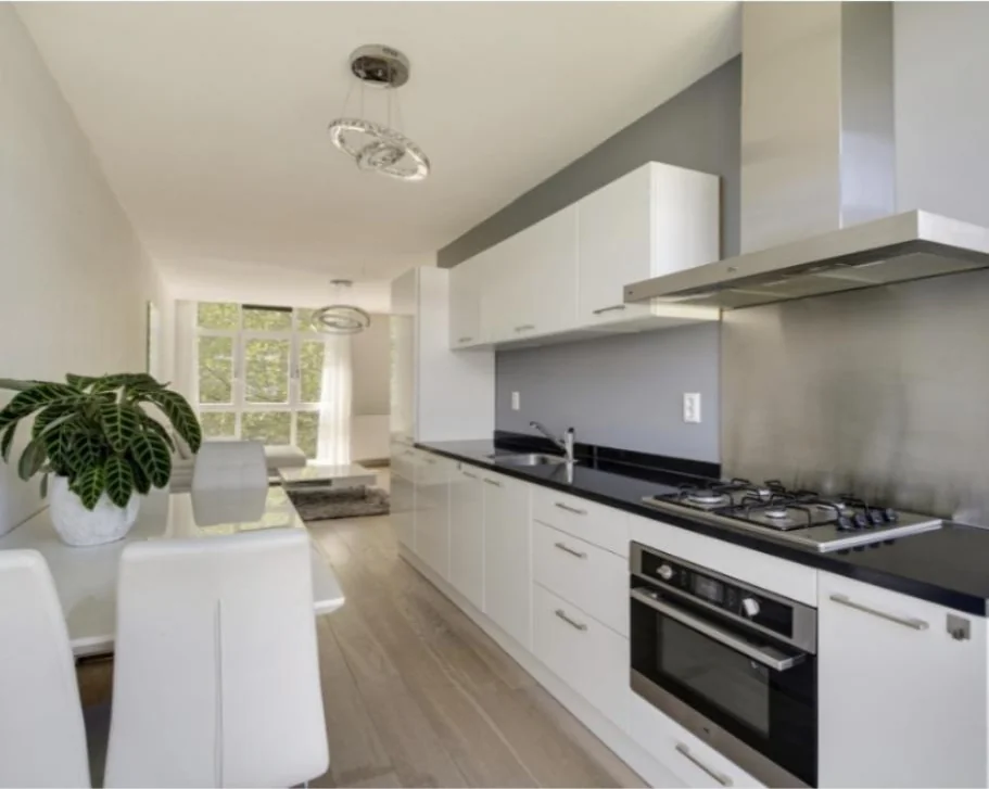 Foto van de Kamer gelegen aan de Jan van Duivenvoordestraat in Amsterdam