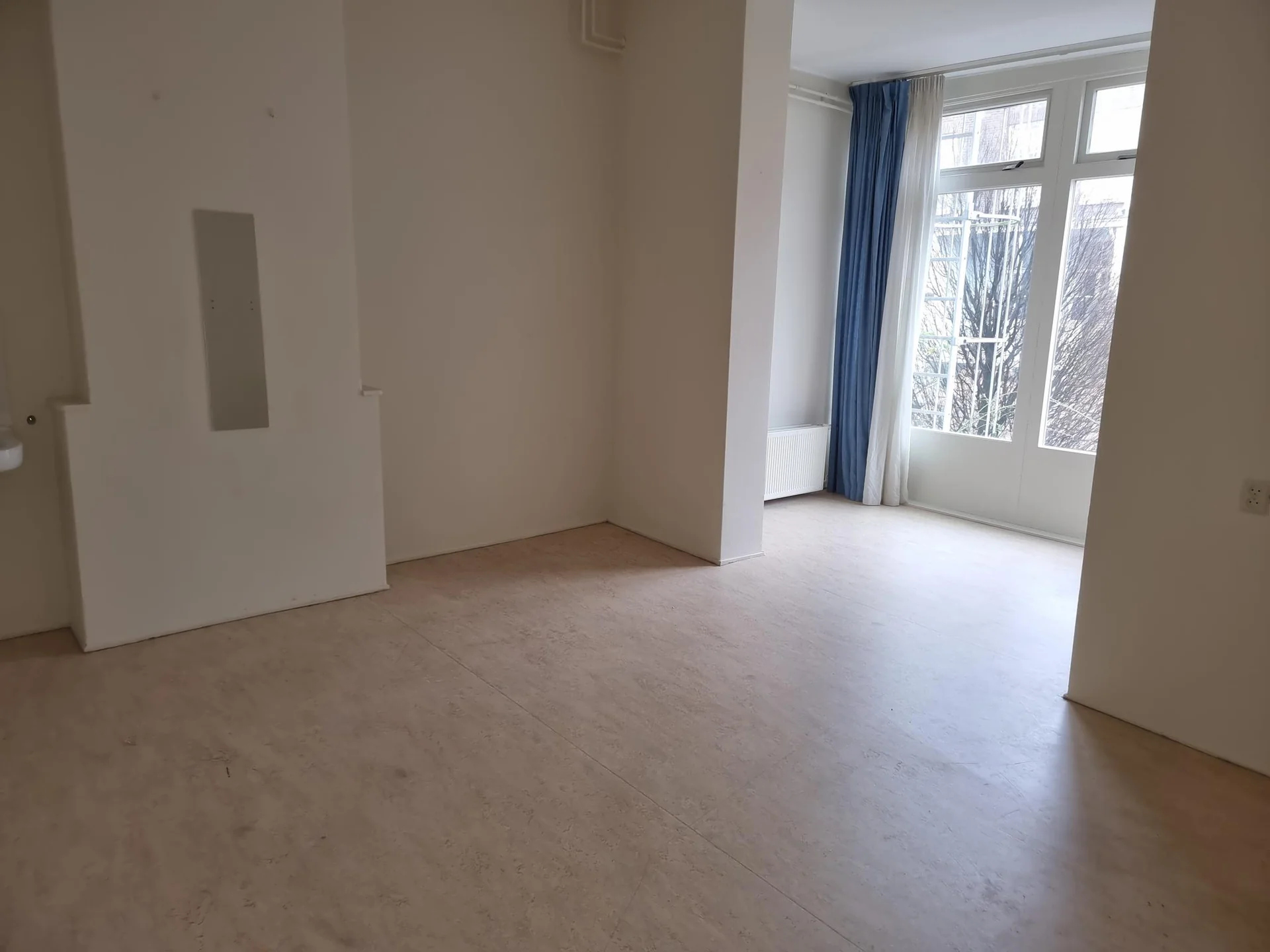 Foto van de Kamer gelegen aan de Riouwstraat in Den Haag
