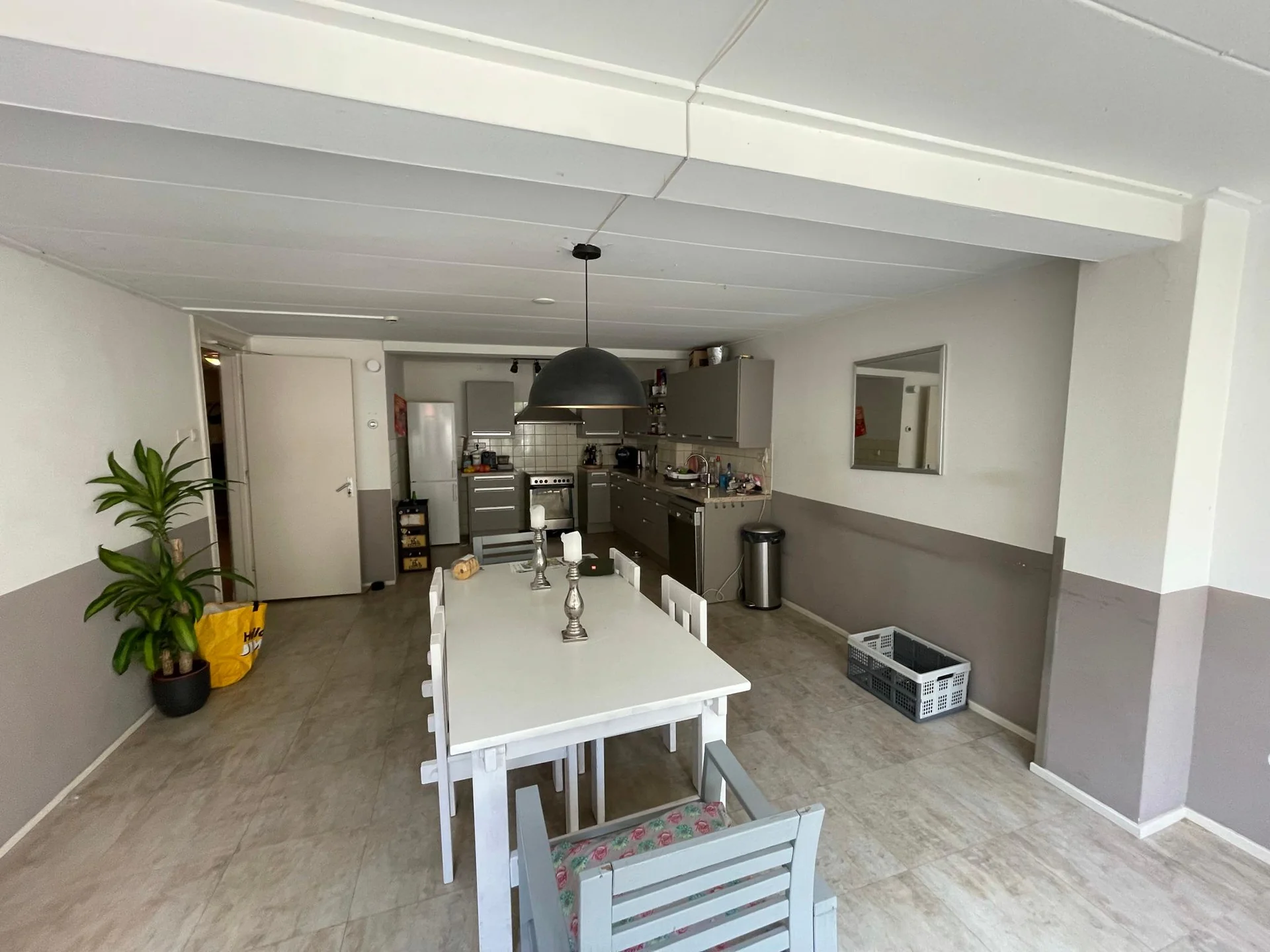 Foto van de Kamer gelegen aan de Riouwstraat in Den Haag