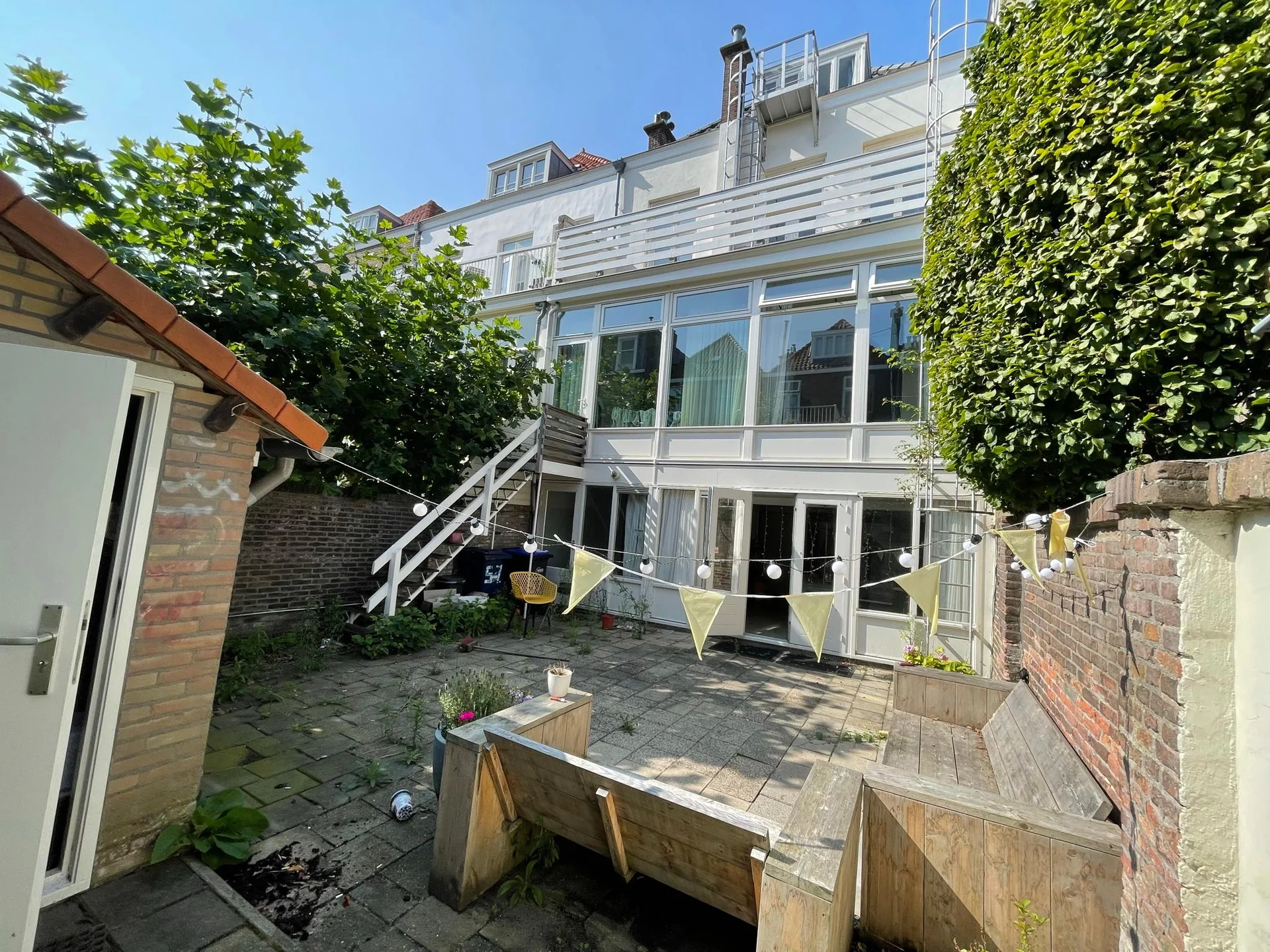 Foto van de Kamer gelegen aan de Riouwstraat in Den Haag