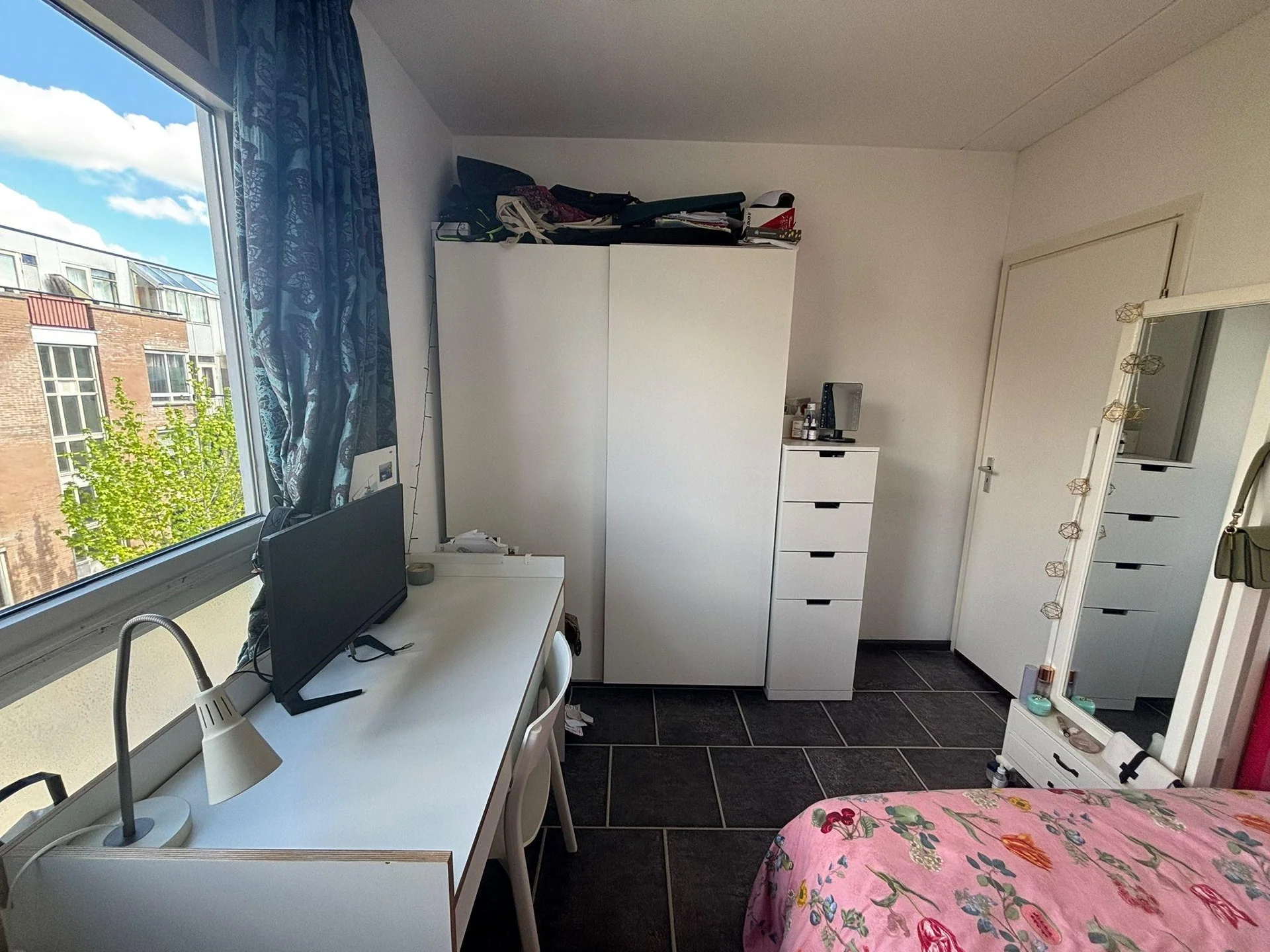 Foto van de Kamer gelegen aan de Riouwstraat in Amsterdam