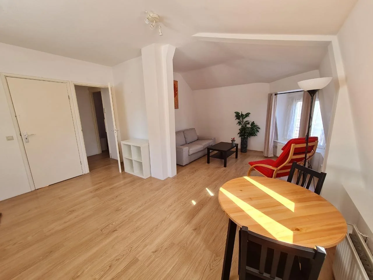 Foto van de Kamer gelegen aan de Herderslaan in Den Haag